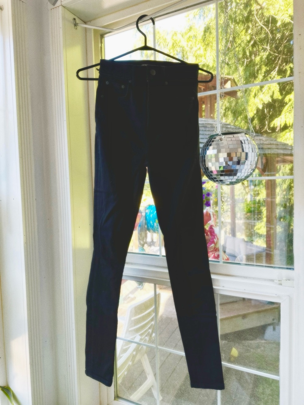 Denim Forum - The Lola High Rise Skinny - Size 24